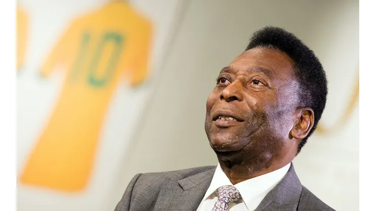 Pelé, uno de los mejores jugadores de la historia.