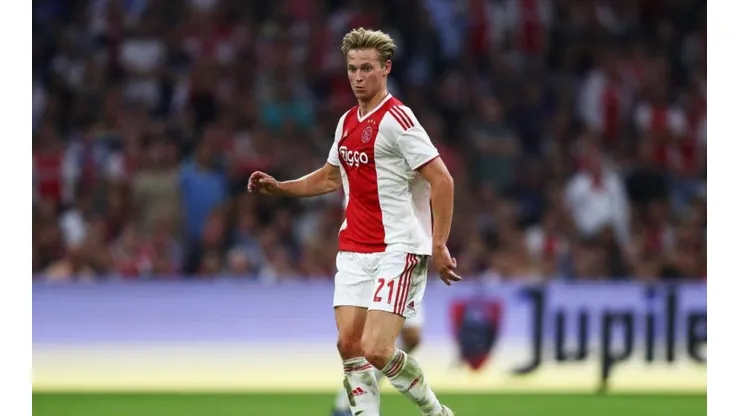 Frenkie De Jong con la camiseta de Ajax.