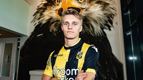 NUEVO CLUB. Martin Odegaard en su presentación como nuevo jugador del Vitesse.