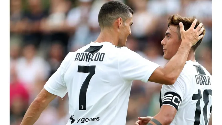 Dybala, y no Cristiano, fue el modelo en la presentación de la nueva camiseta de Juventus