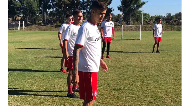 El último club del delantero peruano fue Argentinos Juniors.
