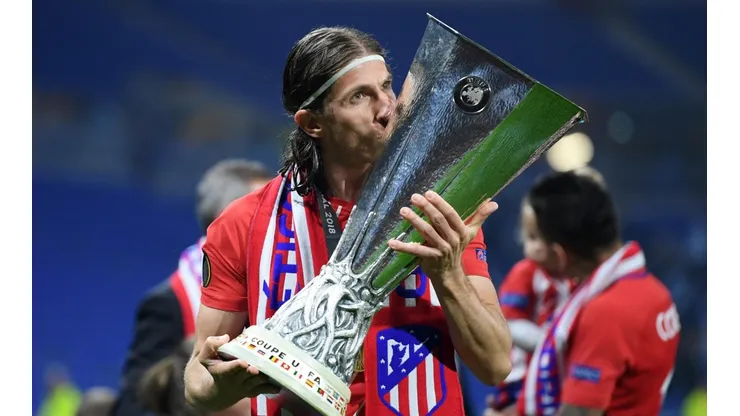 El PSG habría ofrecido apenas 5 millones por Filipe Luis