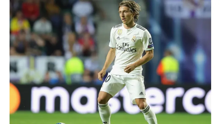 Modric en la Supercopa de Europa ante el Atlético Madrid