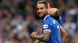 ¡Mano arriba! Jugada preparada y gol del Everto.