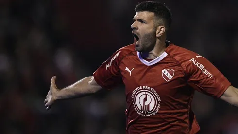 PUMA SUELTO. Gigliotti anotó ambos goles del Rojo.