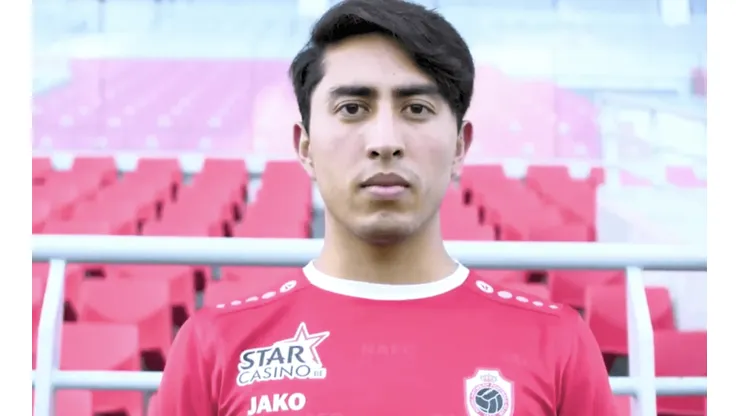 Omar Govea presentado como refuerzo del Royal Antwerp.