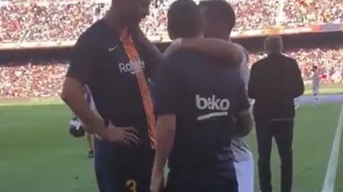 Momentazo íntimo: el video que muestra el diálogo entre Tevez, Piqué y Messi dentro del Camp Nou