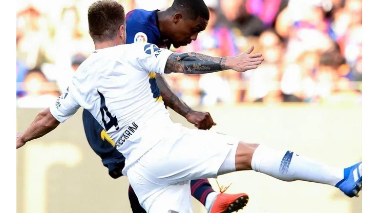 Buffarini explicó qué quiso hacer tras su error en el gol de Messi y en Boca lo quieren matar