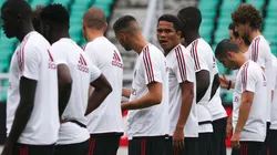 Carlos Bacca no participa más de los entrenamientos de Milan, en dos días cierra el mercado italiano.