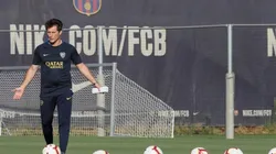 Guillermo, entrenando en el Barcelona camp.