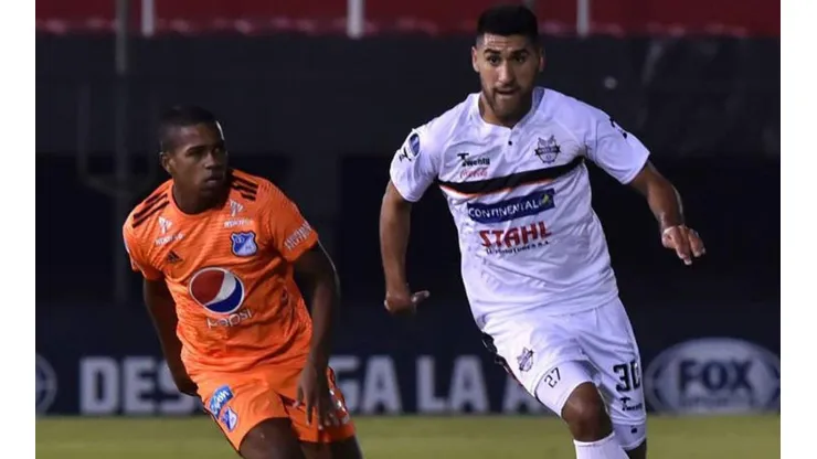 El encuentro de ida finalizó 1-1.