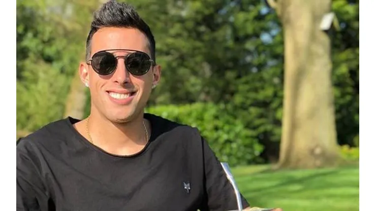 ¡Quién te conoce, Brad Pitt! Funes Mori y su modo modelo con la camisita abierta y anteojos de sol