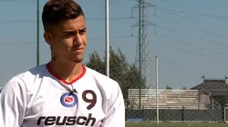 El delantero pretende estar cerca de su hijo de que vive en Lima.