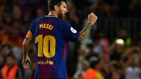 Messi le dará su camiseta a Zárate