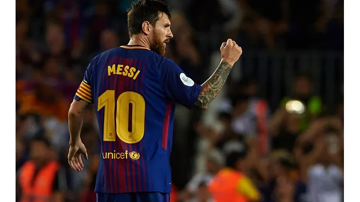 Messi le dará su camiseta a Zárate