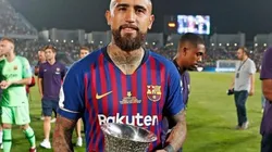 Arturo Vidal ganó un título con el Barcelona y se cree Messi