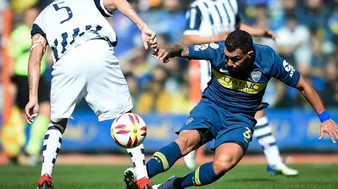 Tevez no pudo definir bien en el mano a mano