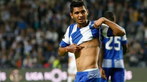 Corona celebró por lo alto su primer tanto en esta Superliga