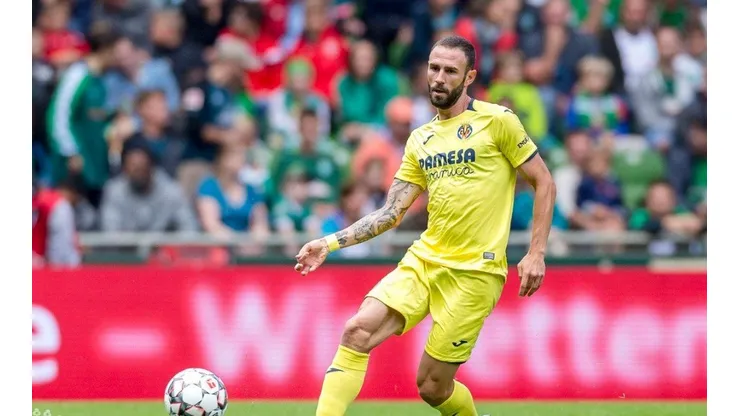Miguel Layún en el amistoso vs. Werder Bremen.