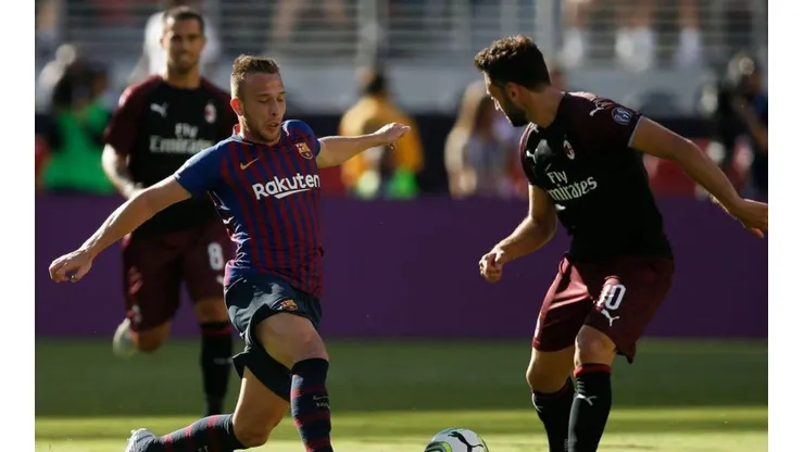 Arthur con la camiseta de Barcelona.