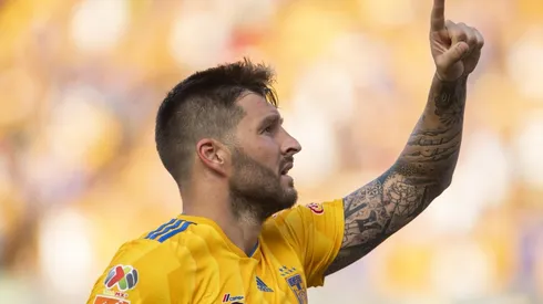 André-Pierre Gignac celebrando con Tigres.
