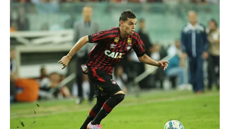 El colombiano que busca San Lorenzo llega recomendado por Yepes.
