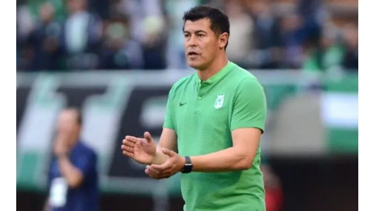 Jorge Almirón fue suspendido por dos semanas en Colombia