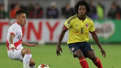 Carlos Sánchez ya les dejó su primer mensaje a los hinchas ingleses.