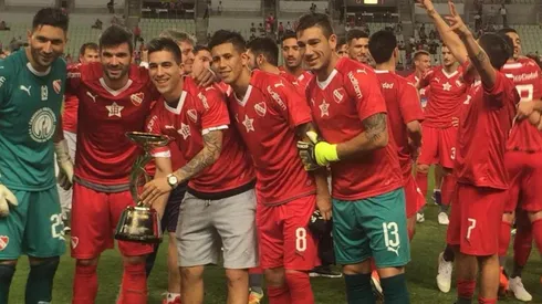 Los primeros festejos de Independiente campeón de la Suruga Bank