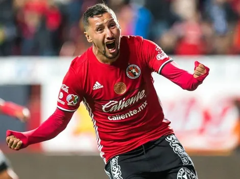 Yasser Corona volvió al fútbol como auxiliar técnico de Xolos