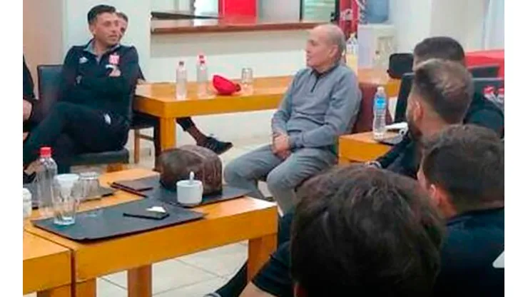 EL AMULETO. Pachorra, con el Chino Benítez y compañía.