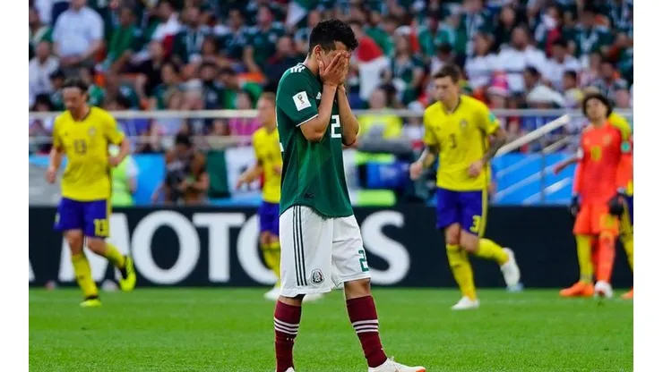 Lozano triste tras perder por 0-3 ante Suecia en el Mundial Rusia 2018.