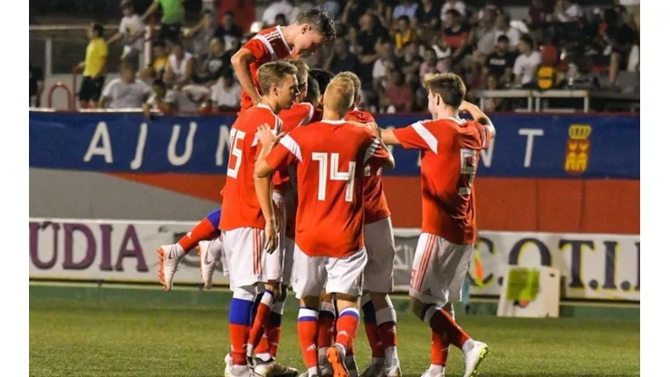 Rusia celebra su pasaje hacia la final.