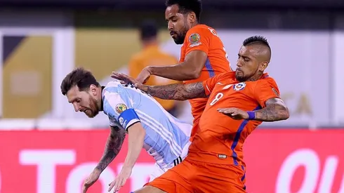 Lionel Messi y Luis Suárez, enfrentados.