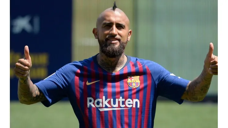 Apenas se puso la camiseta de Barcelona, a Vidal le preguntaron por Real Madrid