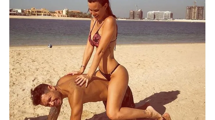 El escrache de Mauro Zárate que su mujer no le va a perdonar