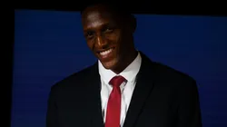 Mina se iría a Inglaterra