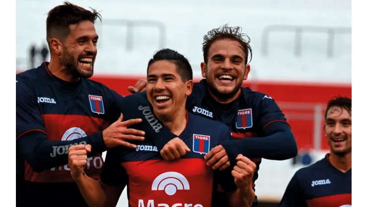 Tigre busca un lugar en octavos de final ante Central Córdoba.