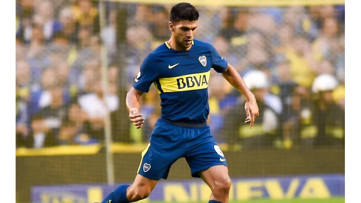 Lisandro Magallán con la camiseta de Boca.