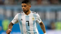 El Barcelona estaría considerando contratar a Éver Banega