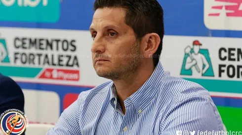 Ronald González asumirá por tercera ocasión en su carrera a la selección nacional