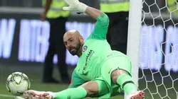 CON LOS PIES VA MEJOR. Wilfredo Caballero fue figura con Chelsea ante Inter la semana pasada.