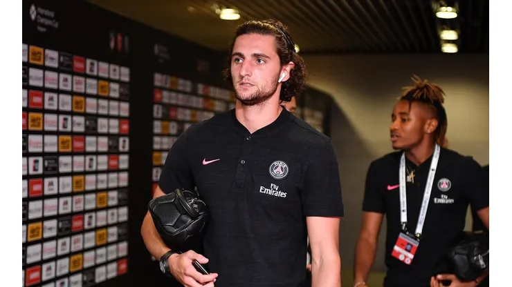 El PSG le ofrecería a Rabiot seis millones de euros al año para que se quede