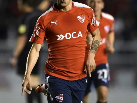 Para dormir: la nueva camiseta de Independiente parece un pijama