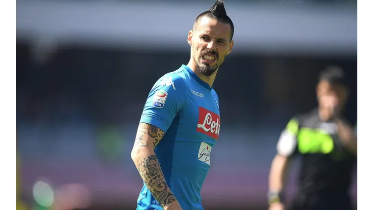 Hamsik se habría ofrecido al Barcelona