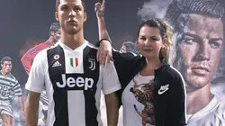 Foto de la hermana de Cristiano Ronaldo con él.