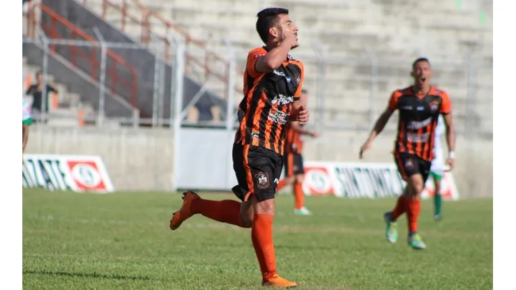 Águila definió su victoria en la primera parte al anotar tres tantos