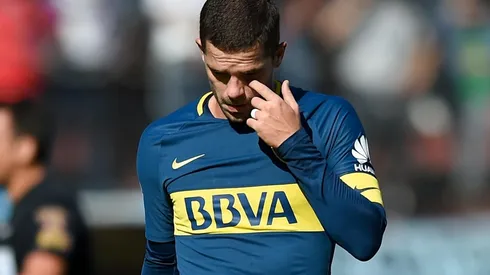 Gago no baja los brazos y participó de las fotos de Boca para la Superliga