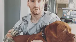 Messi se puso a jugar con su perro, no tuvo piedad y lo humilló