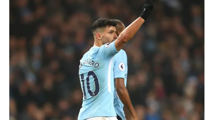 Agüero presumió su camiseta del Toluca.